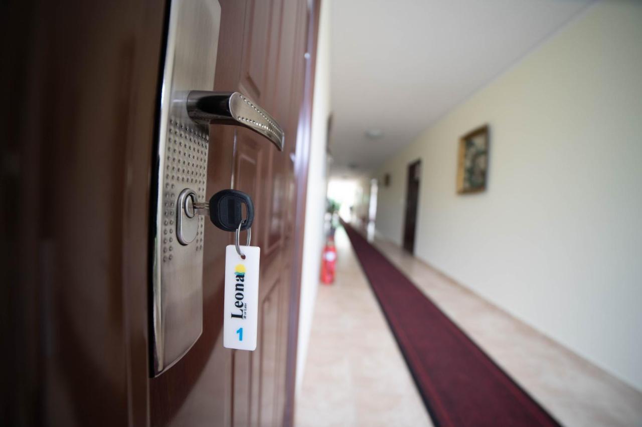 Prenociste Leona Aparthotel Veliko Gradiste Ngoại thất bức ảnh